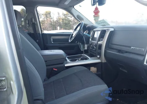 2016 Ram 1500 Big Horn z USA, uszkodzony, nr VIN 3C6RR7LT3GG271062